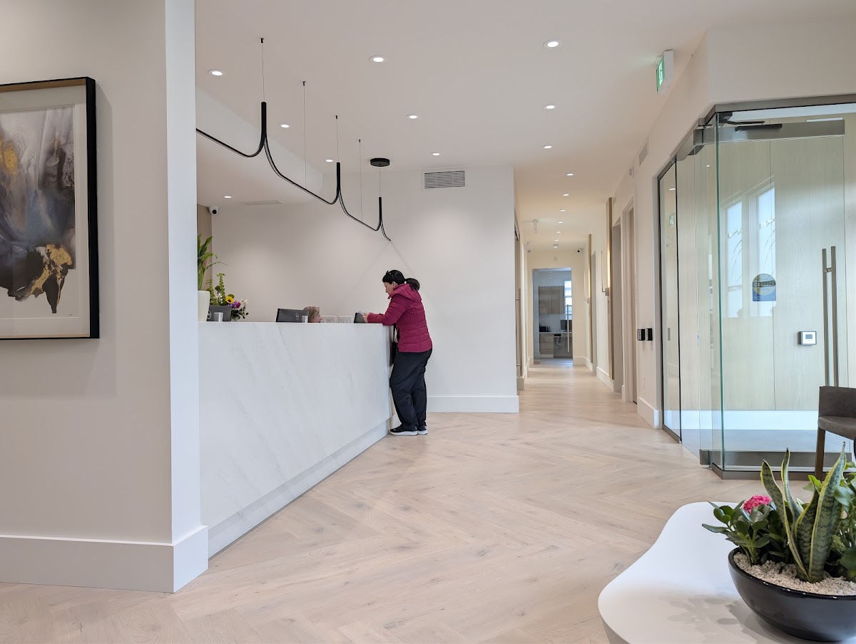 Elm Hill Dentistry Oakville dental clinic in Oakville - Photo 3