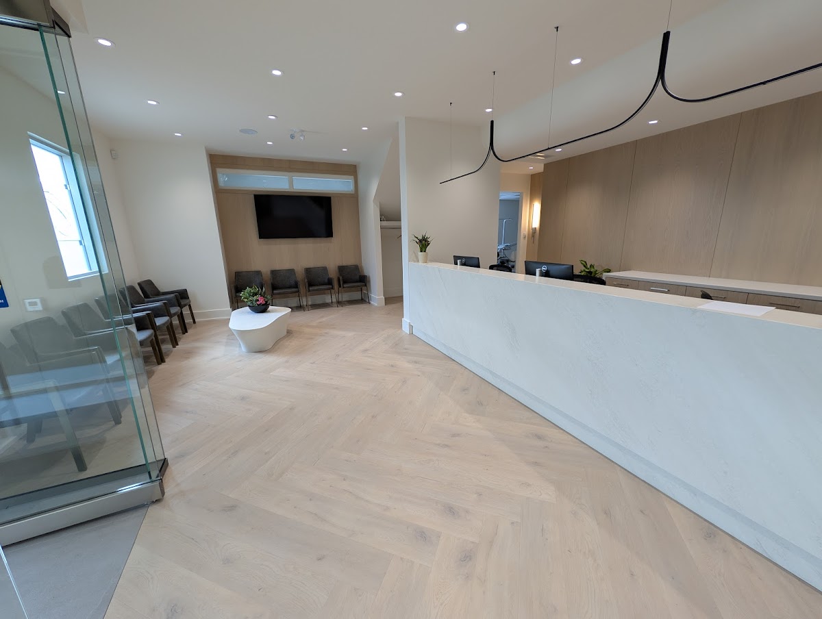 Elm Hill Dentistry Oakville dental clinic in Oakville - Photo 4