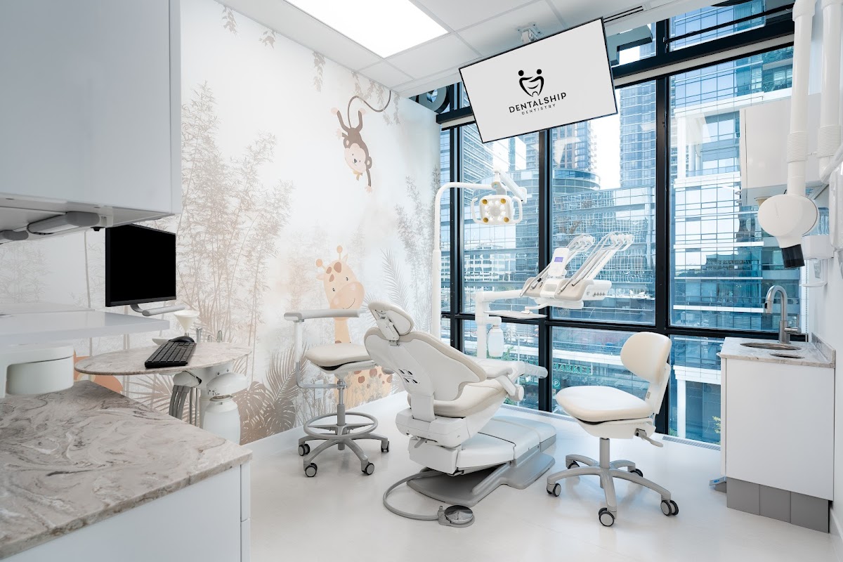 Dentalship Dentistry dental clinic in North York - Photo 3