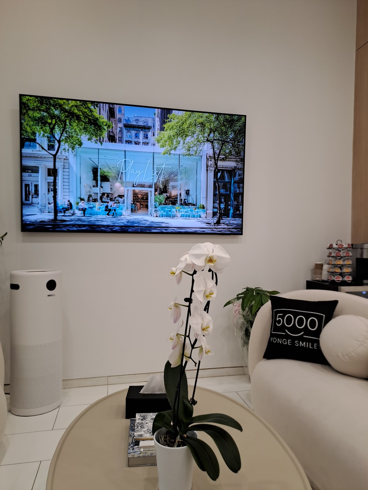 5000 Yonge Smiles Dental dental clinic in North York - Photo 10