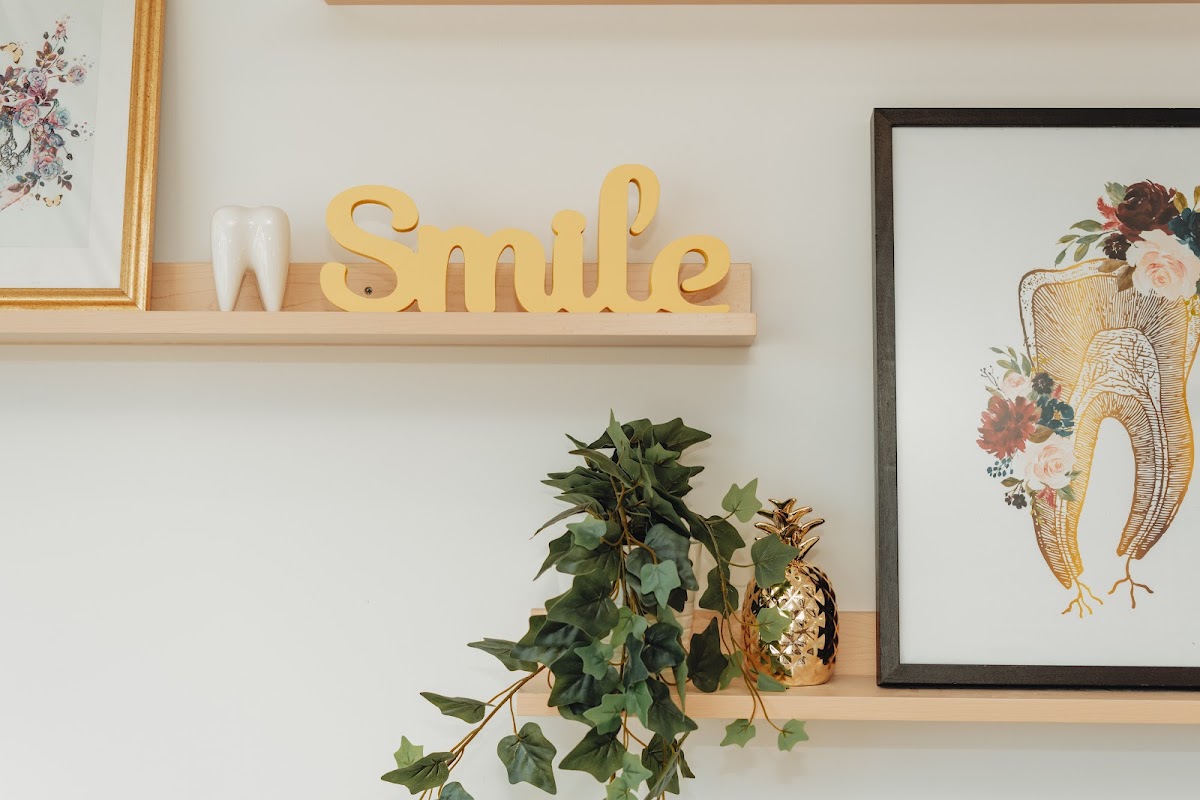 Clanton Park Dental dental clinic in North York - Photo 3