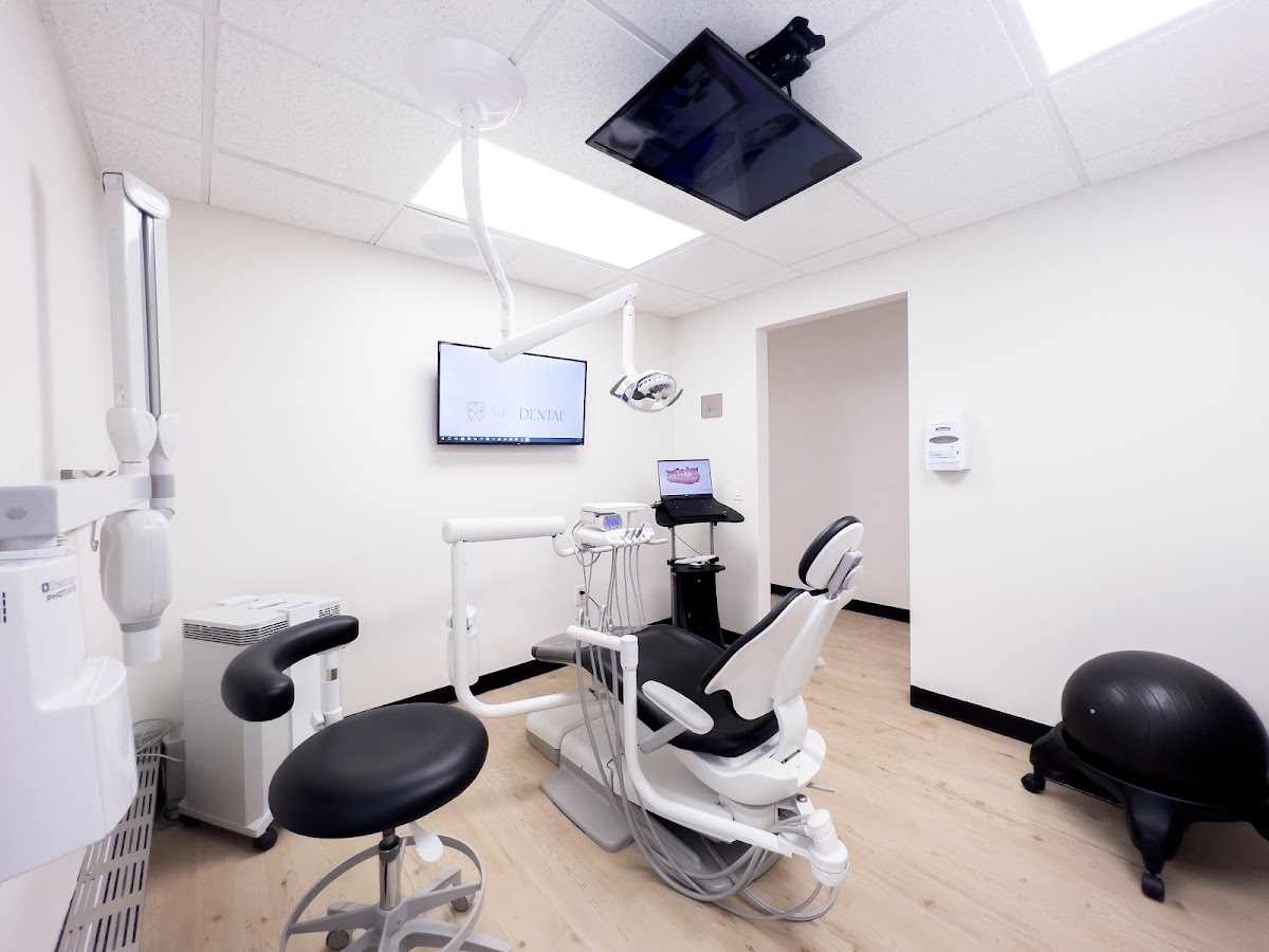 540 Dental dental clinic in Scarborough - Photo 1
