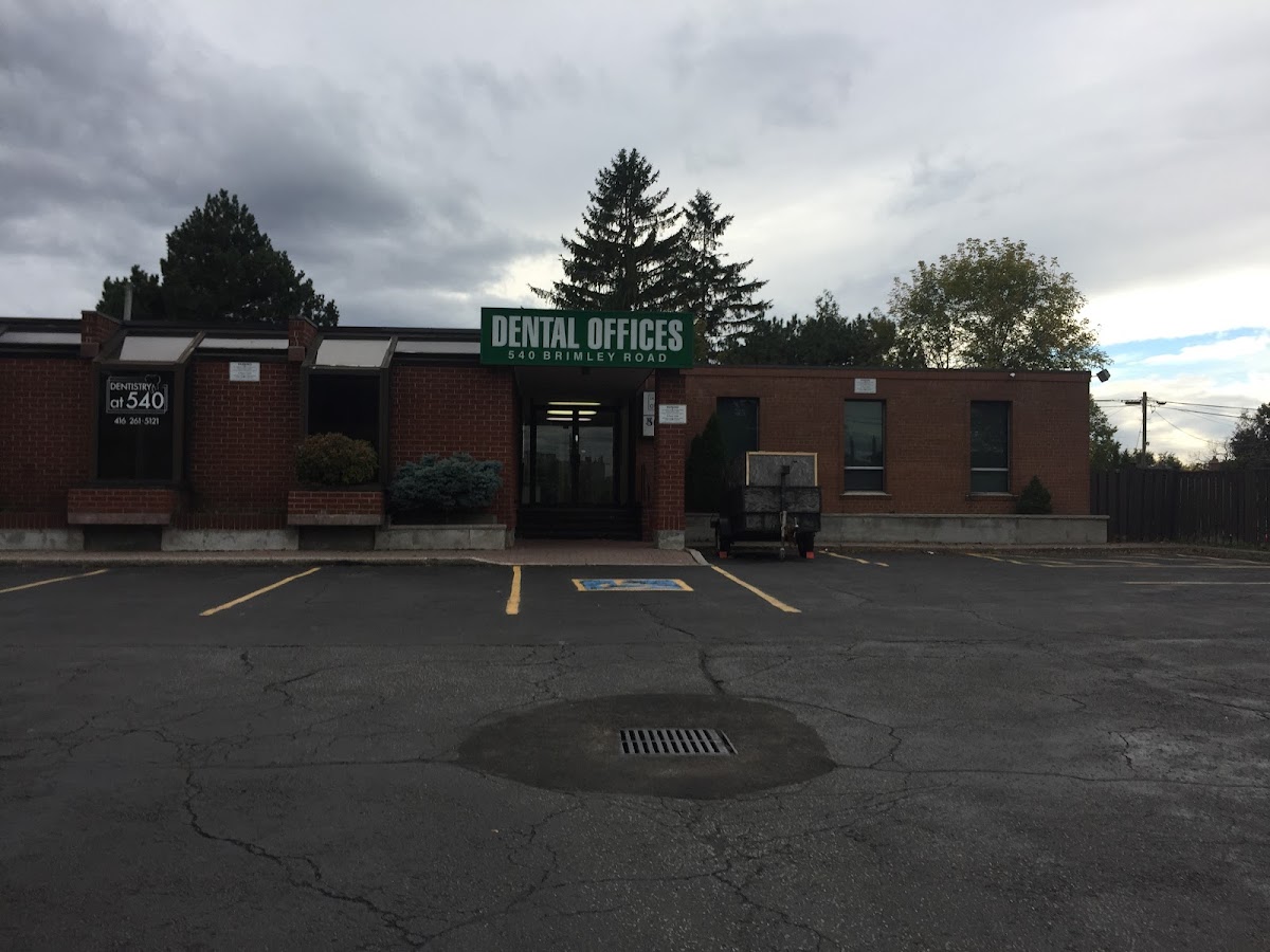 540 Dental dental clinic in Scarborough - Photo 3