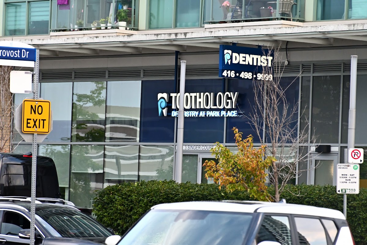 Dentistry At Park Place dental clinic in North York - Photo 1