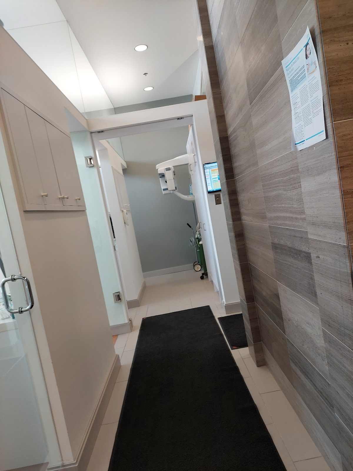 Dentistry At Park Place dental clinic in North York - Photo 5