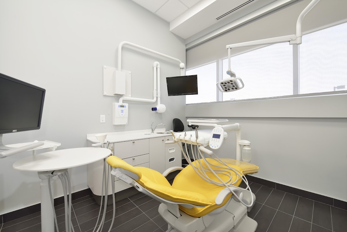 One Centre Dentistry dental clinic in Scarborough - Photo 2