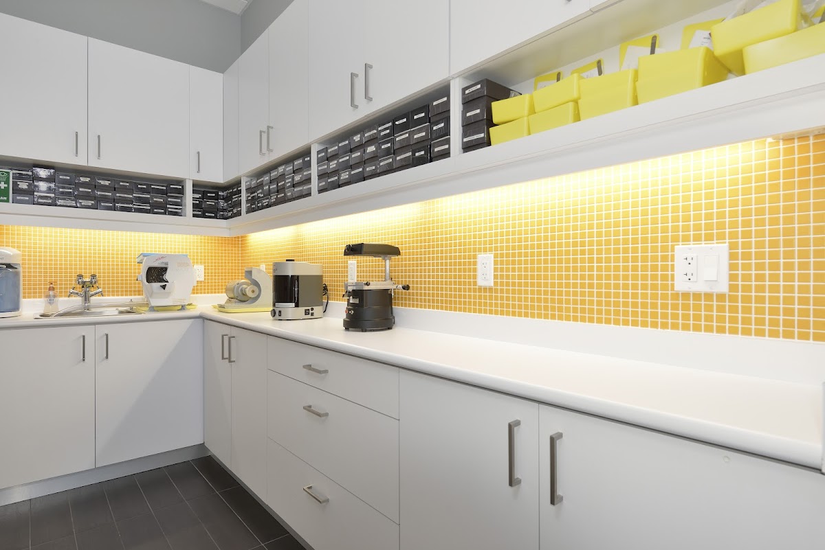 One Centre Dentistry dental clinic in Scarborough - Photo 9