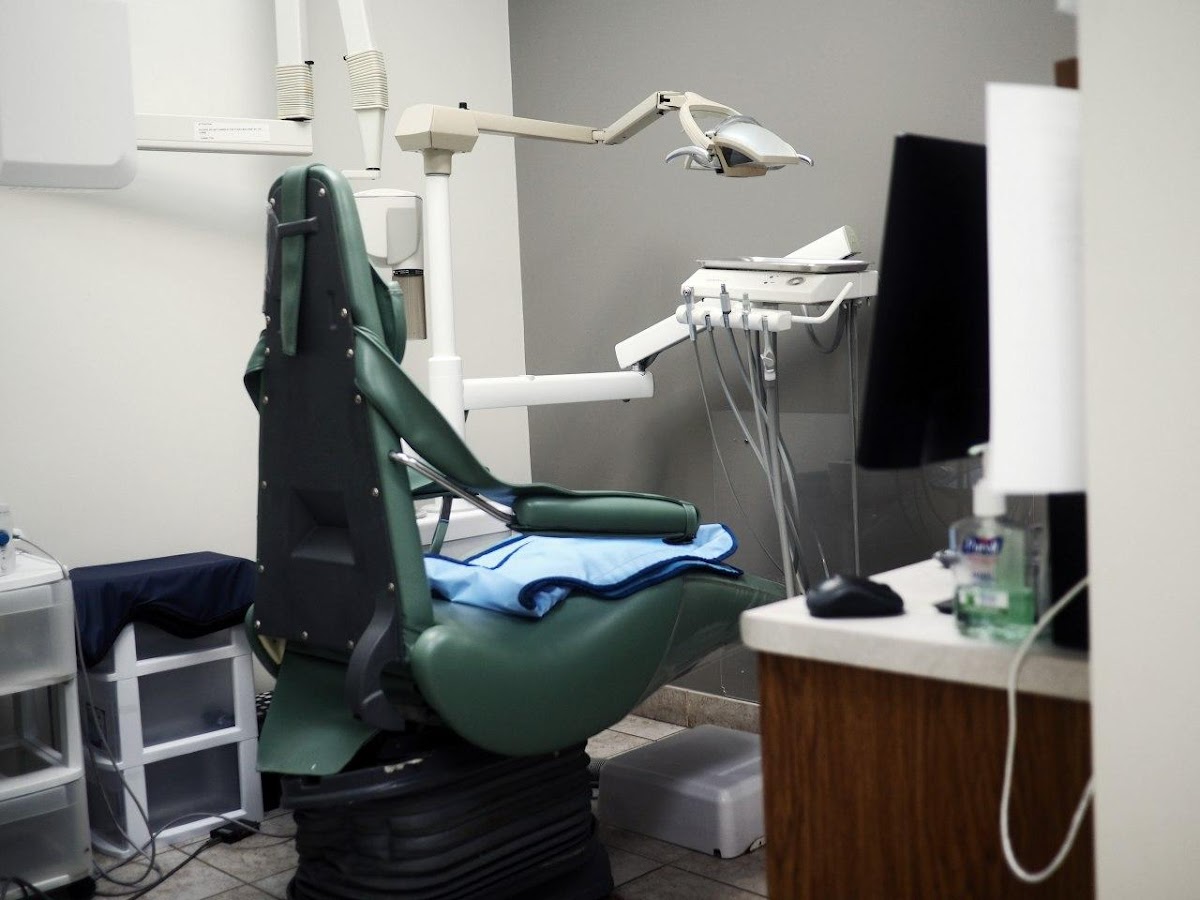 Yoon Black Dentistry dental clinic in Scarborough - Photo 6