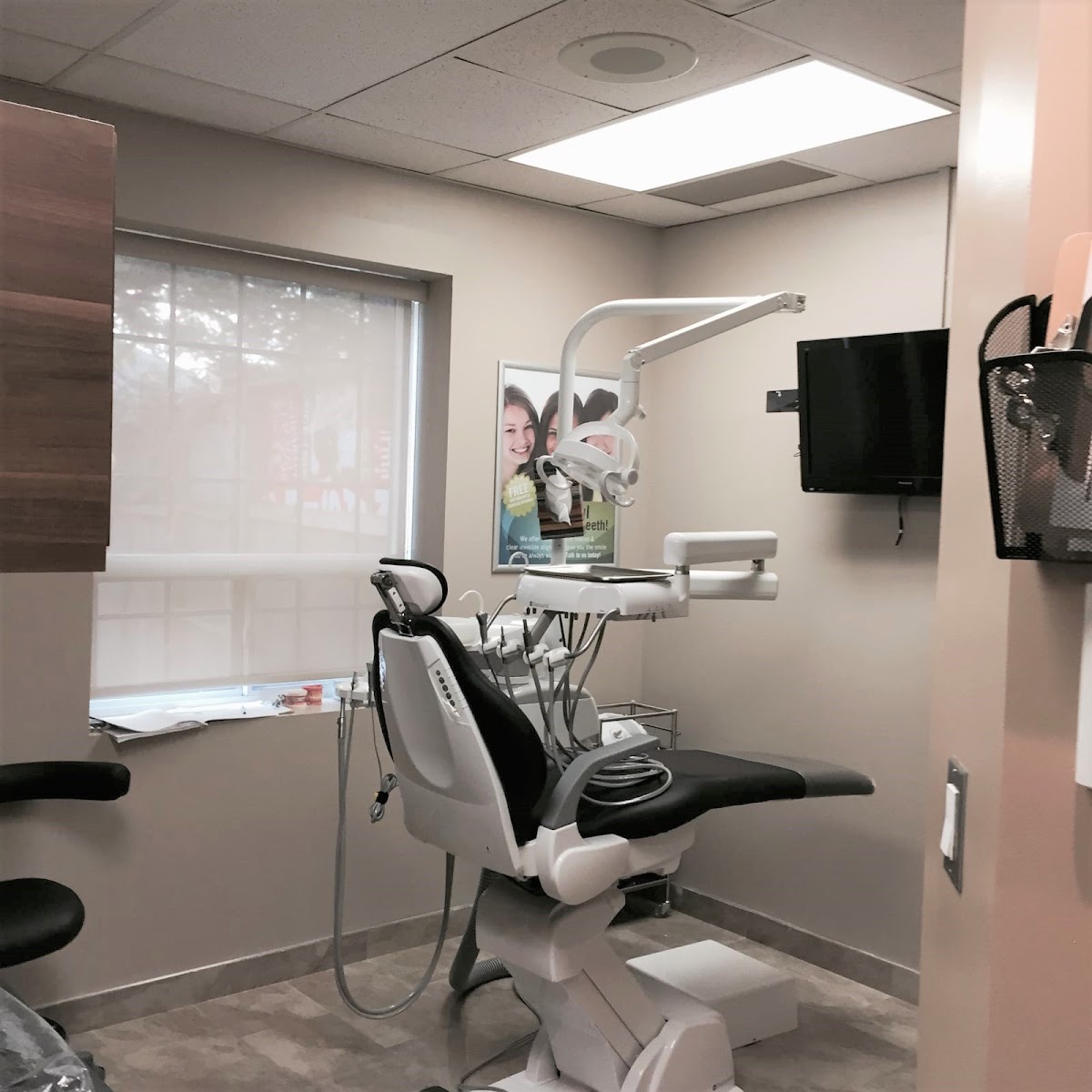 Zircon Dental - Dr. Ali Nasser dental clinic in Scarborough - Photo 2