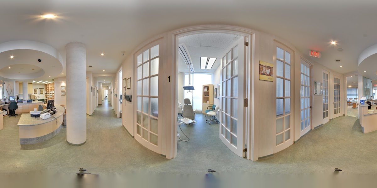 White Willow Family & Cosmetic Dentistry dental clinic in Scarborough - Photo 3