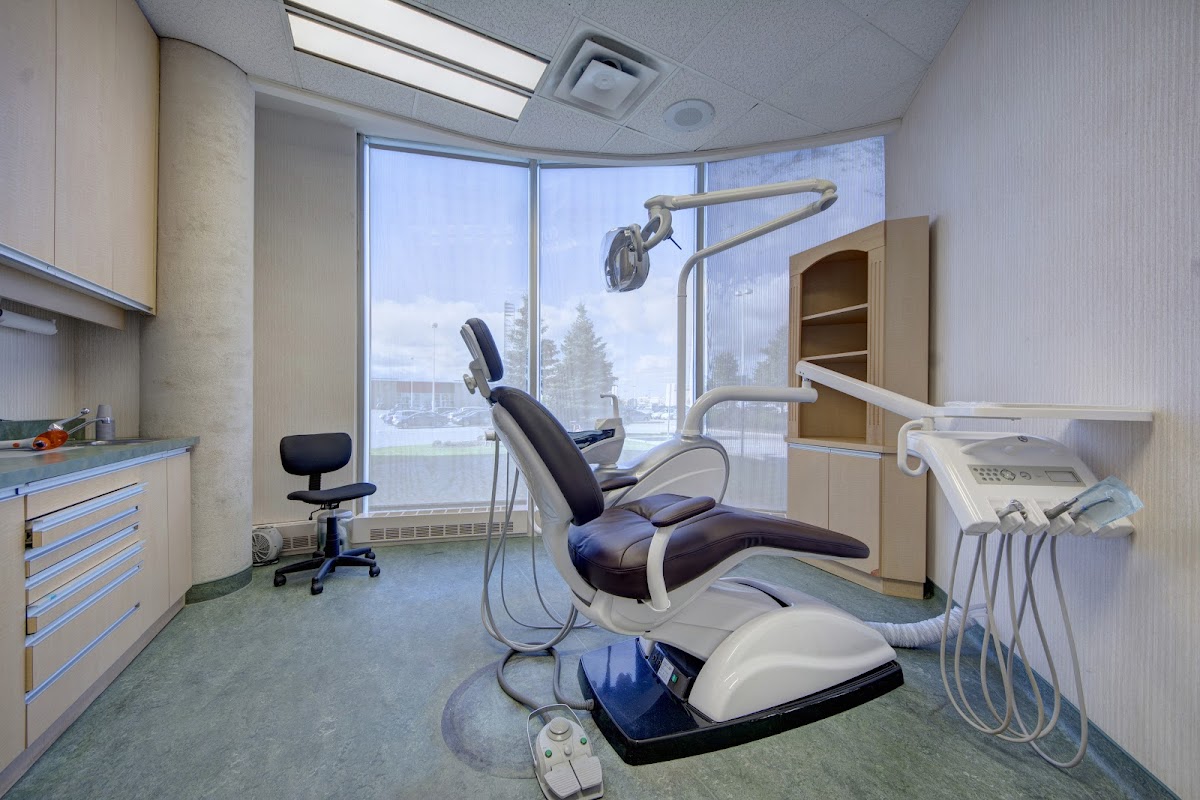 White Willow Family & Cosmetic Dentistry dental clinic in Scarborough - Photo 4
