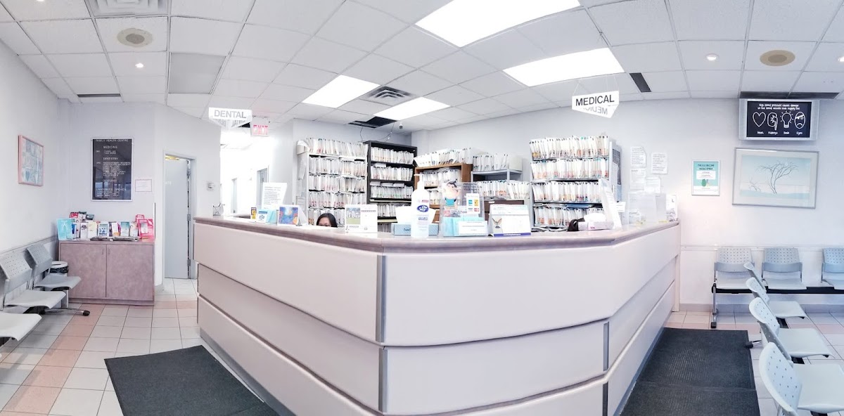 Family Health Centre Dental dental clinic in East York - Photo 1