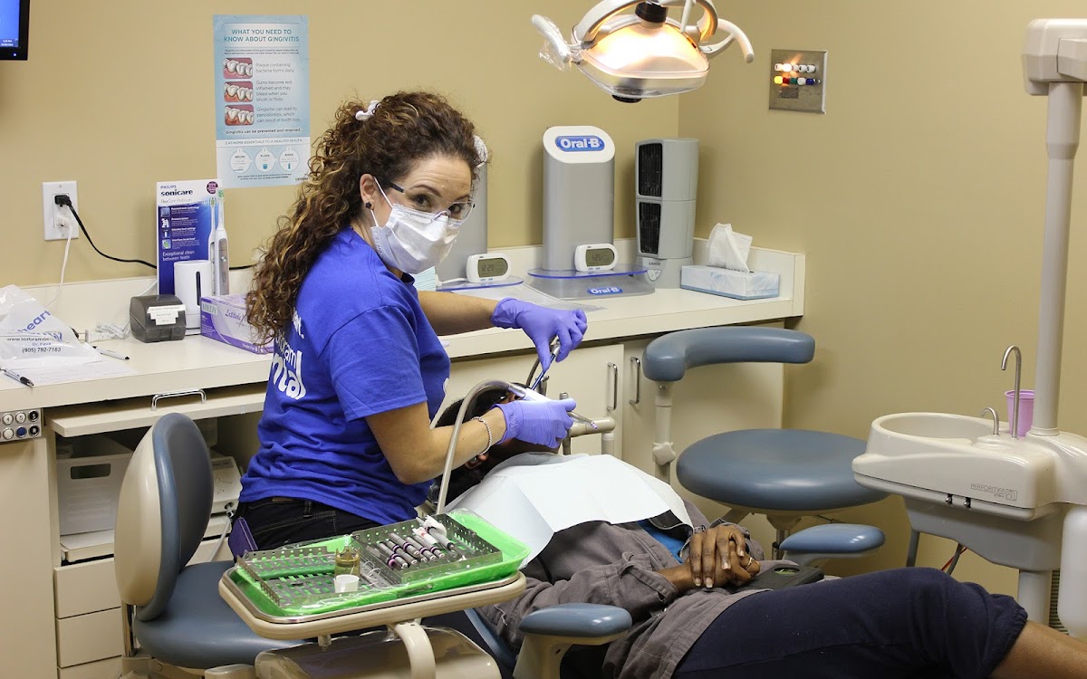 Torbram Dental dental clinic in Brampton - Photo 4