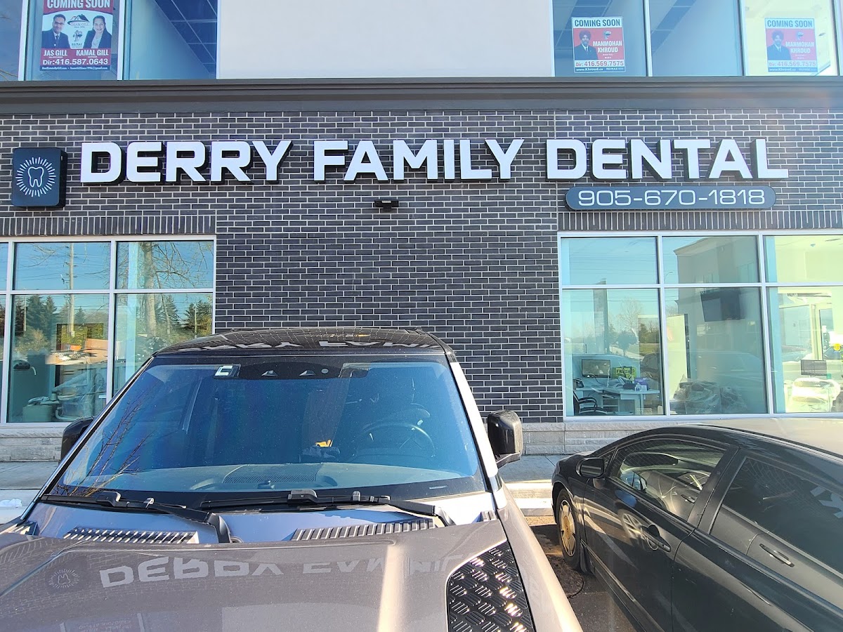Derry Family Dental dental clinic in Mississauga - Photo 2
