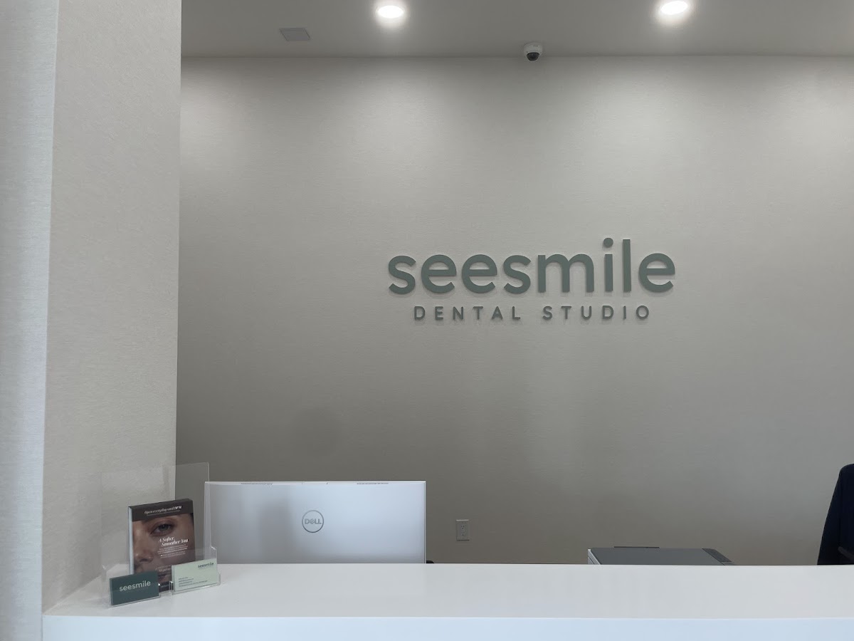 seesmile Dental Studio dental clinic in North York - Photo 3