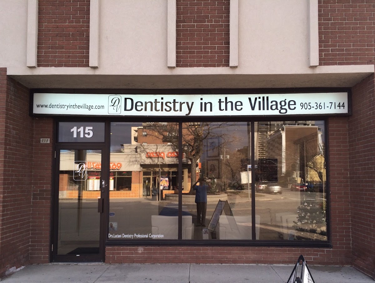 Dentistry in the Village dental clinic in Mississauga - Photo 1