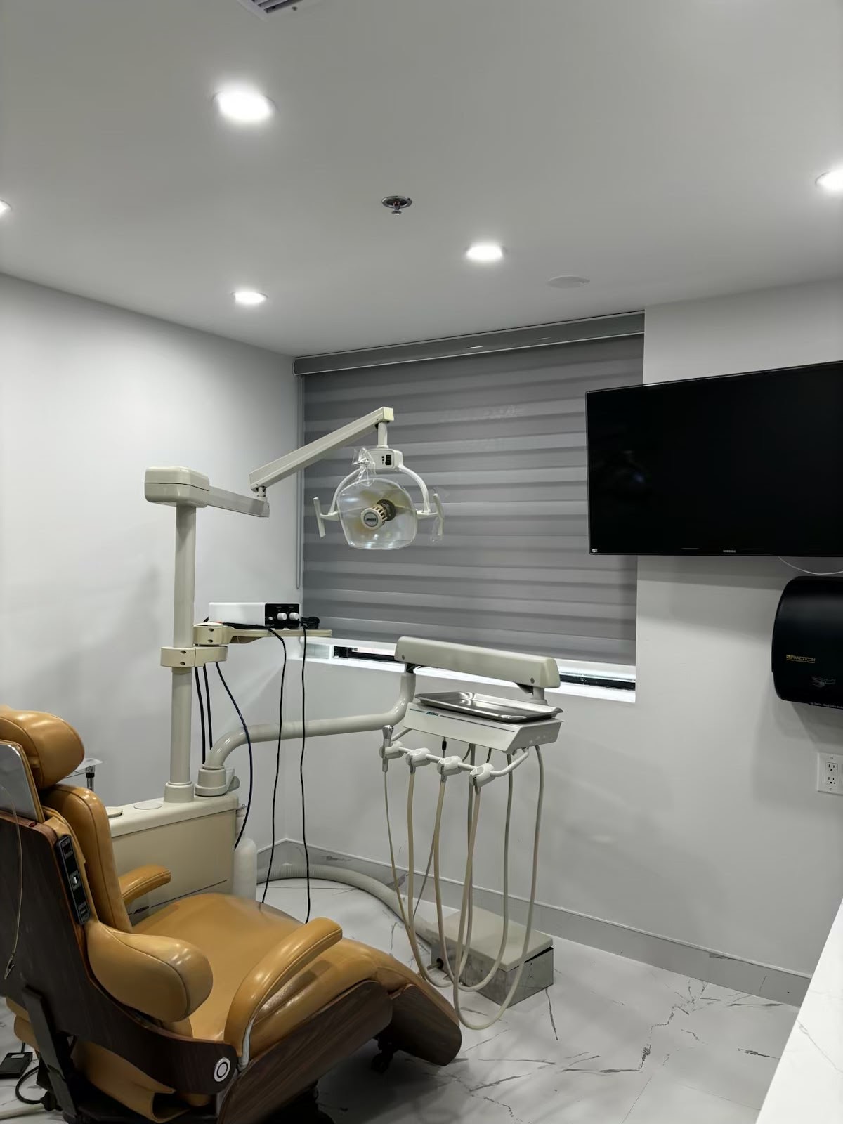 Milton Dental Clinic - Dr. Anjum dental clinic in Milton - Photo 3