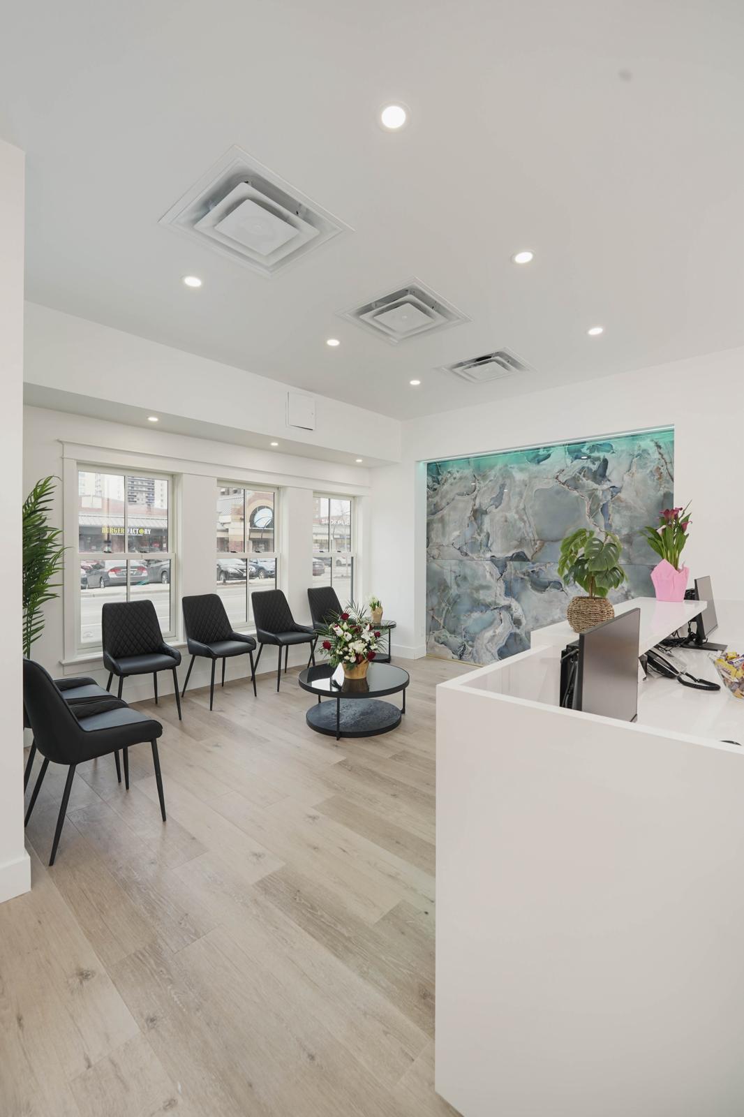 Smile Lounge Dentistry dental clinic in Milton - Photo 7