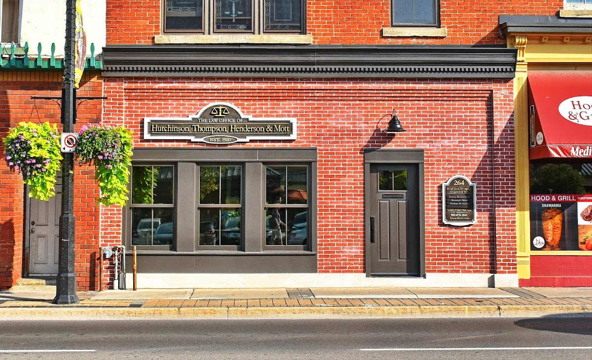 Smile Lounge Dentistry dental clinic in Milton - Photo 8