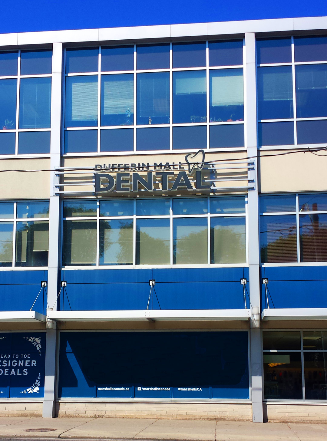 Dufferin Mall Dental dental clinic in Old Toronto - Photo 4