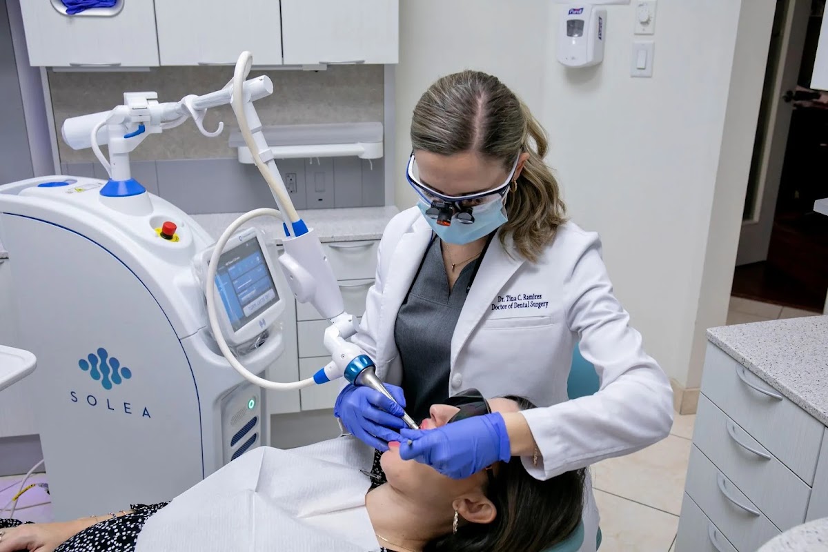 Dr. Ramirez Aesthetic Dentistry dental clinic in Kitchener - Photo 1