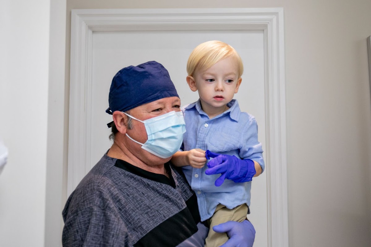 Dr. Ramirez Aesthetic Dentistry dental clinic in Kitchener - Photo 5
