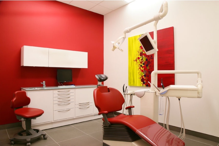 Smile Dental Centre dental clinic in London - Photo 1