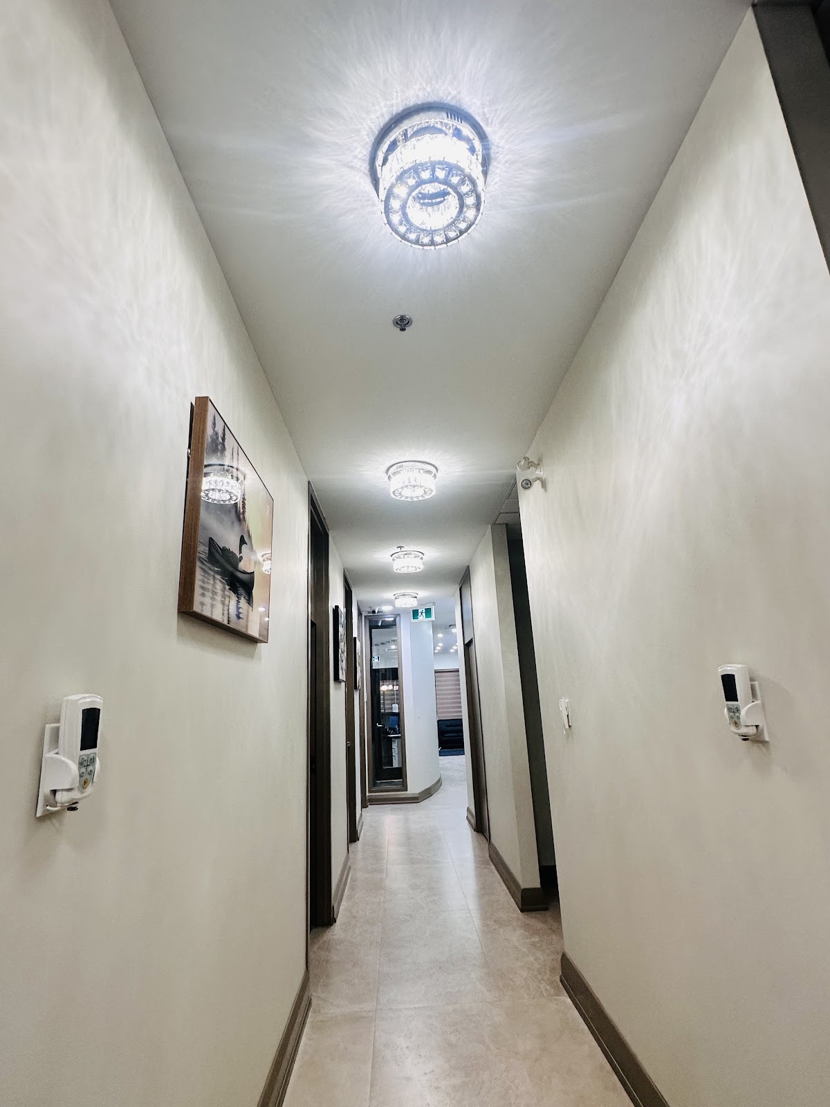 Dentistry@Dundas dental clinic in Mississauga - Photo 2