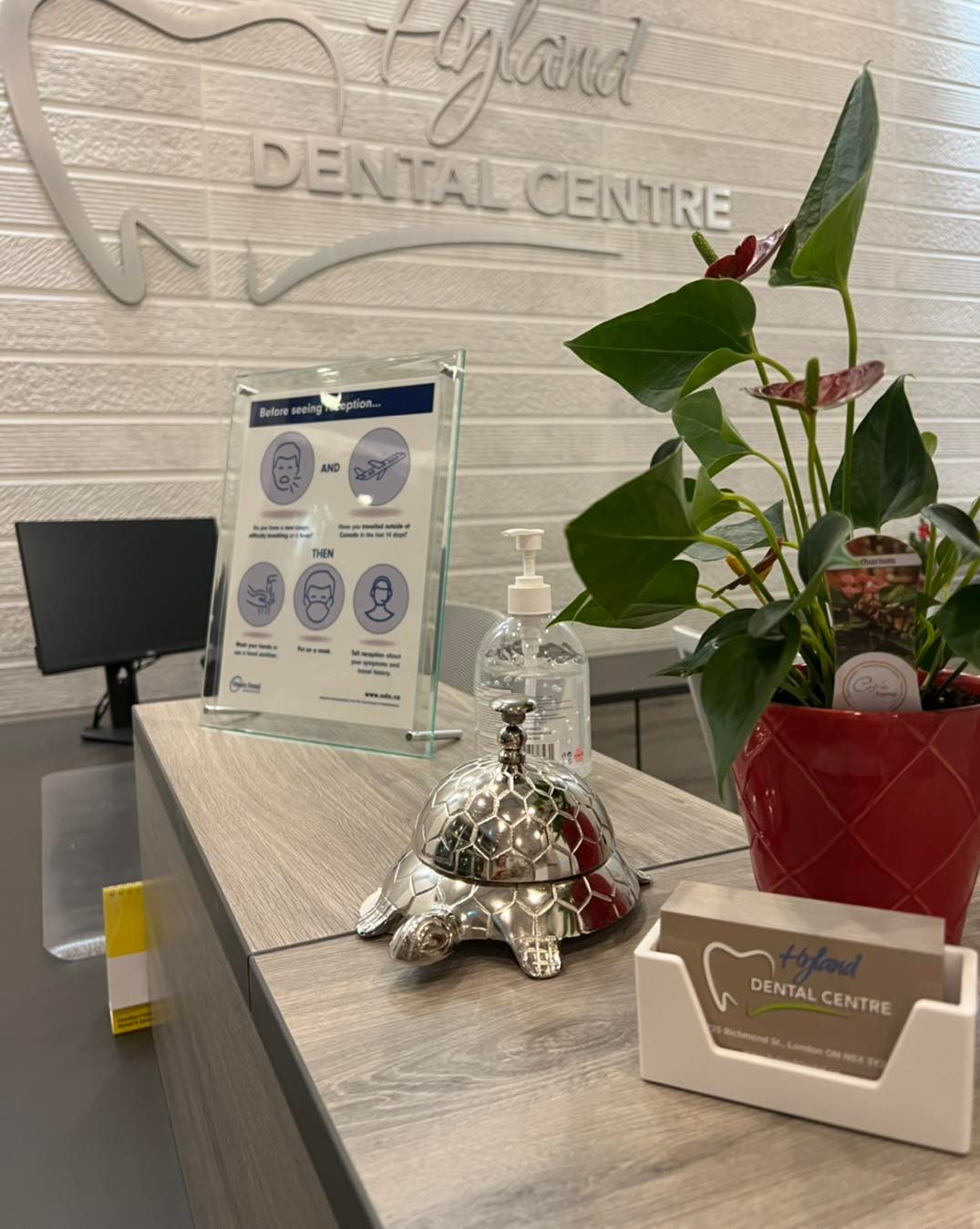 Hyland Dental Centre dental clinic in London - Photo 10