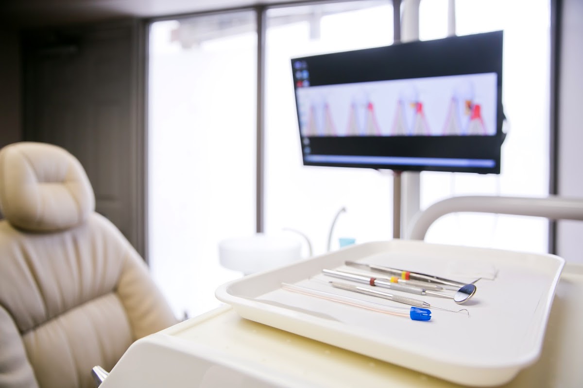 Art of Smile Dentistry - Yonge and Eglinton dental clinic in Old Toronto - Photo 5