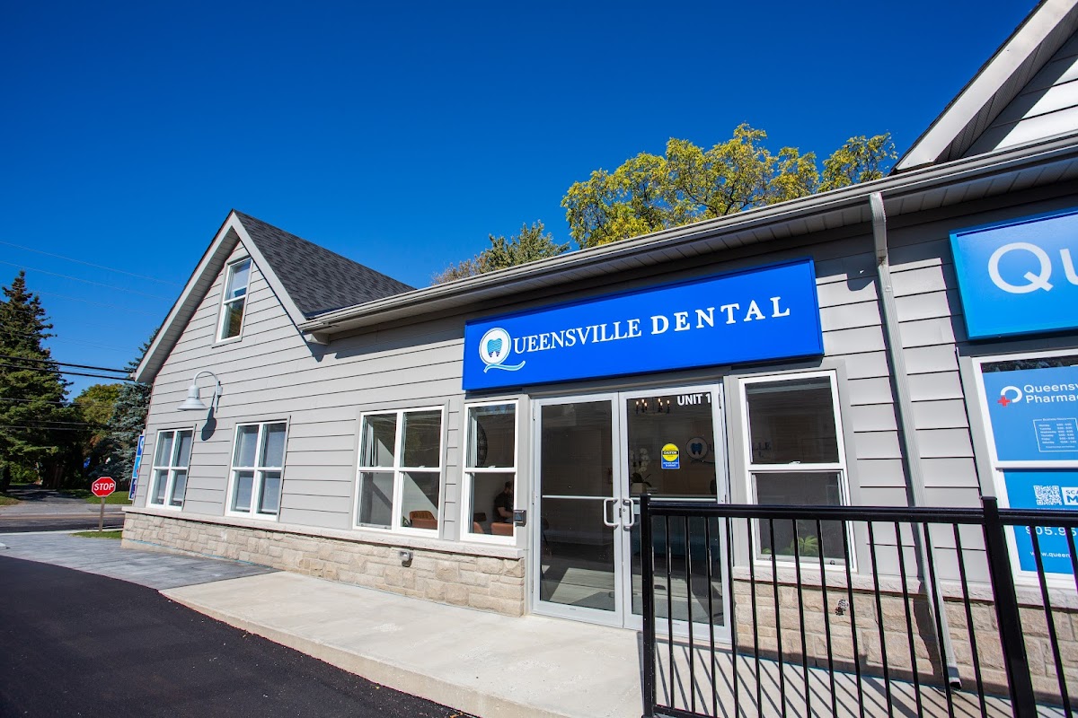 Queensville Dental dental clinic in East Gwillimbury - Photo 2