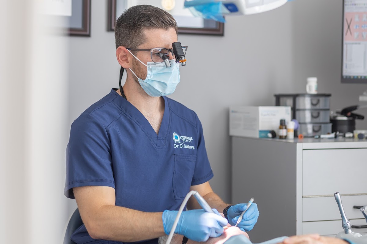 Queensville Dental dental clinic in East Gwillimbury - Photo 4