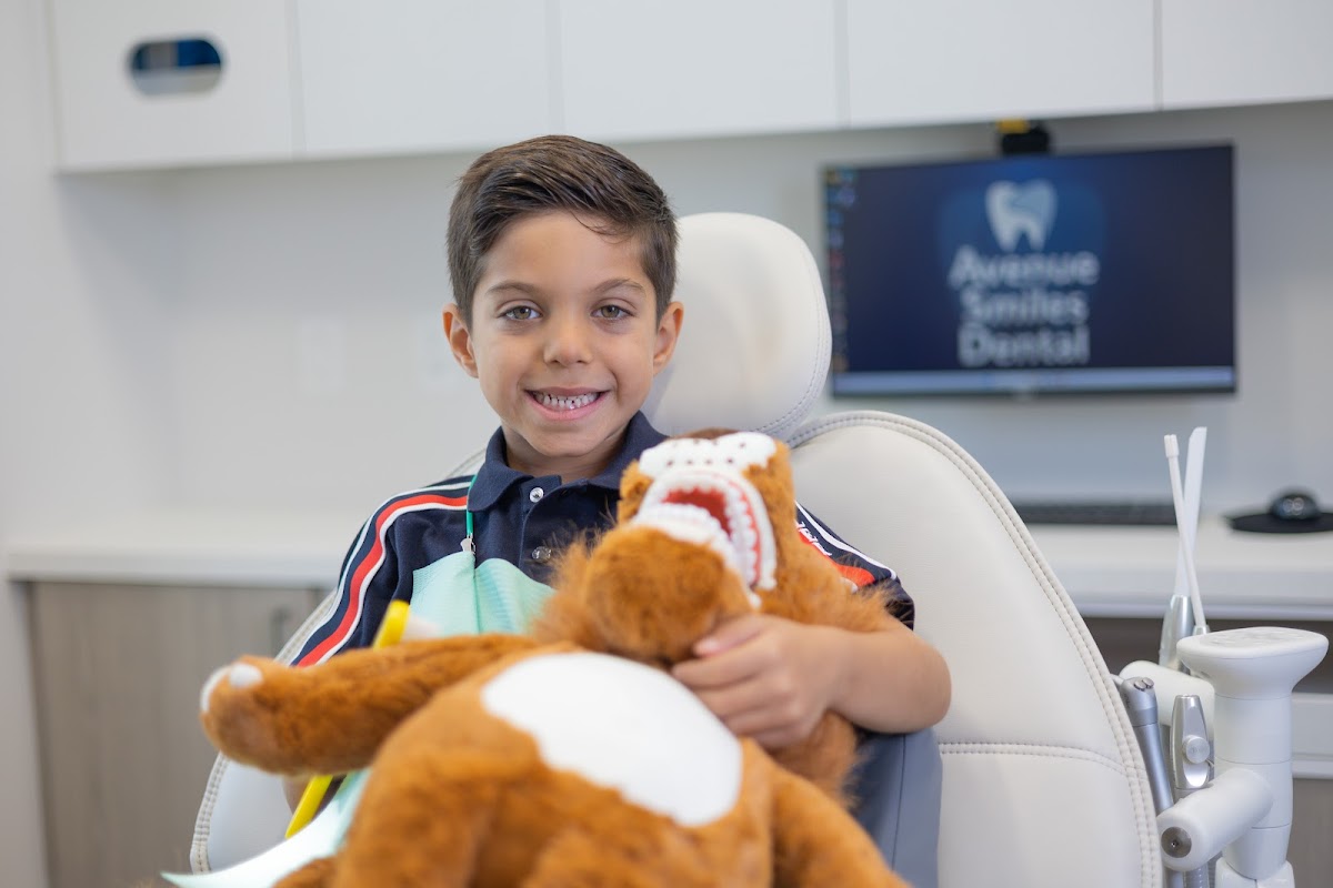 Avenue Smiles Dental dental clinic in North York - Photo 9