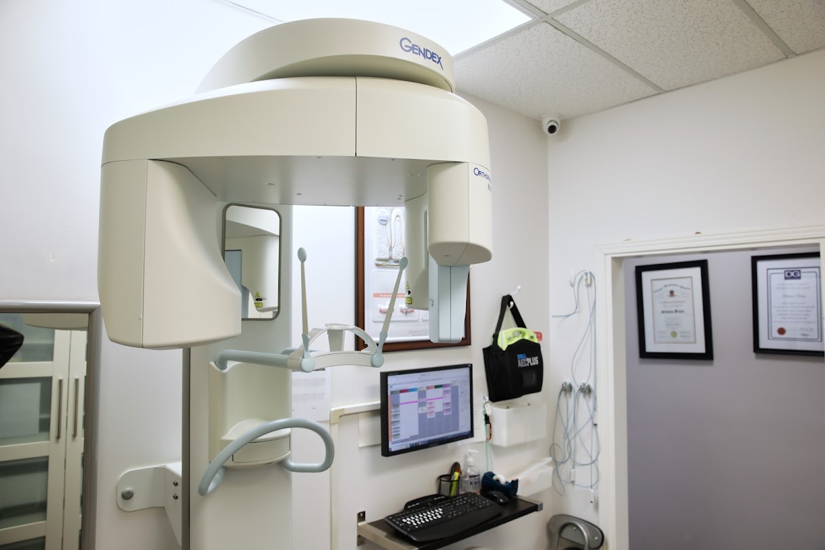 Jane Clair Dental Clinic dental clinic in North York - Photo 8