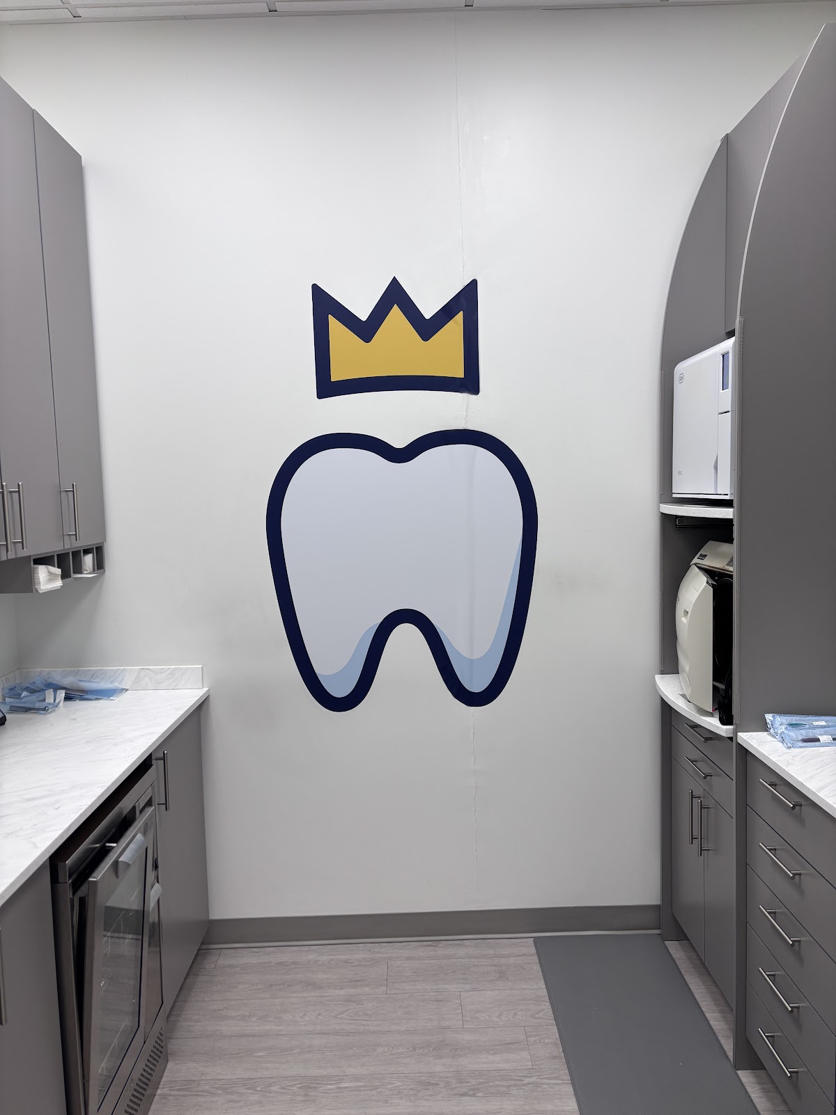 North Queen Dental dental clinic in Etobicoke - Photo 8