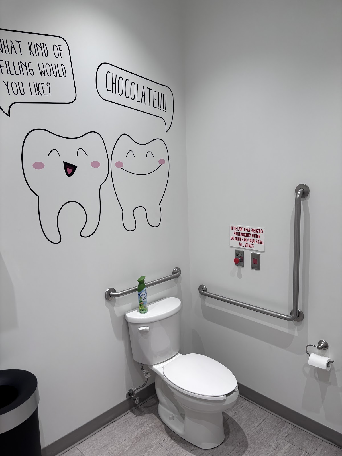 North Queen Dental dental clinic in Etobicoke - Photo 10