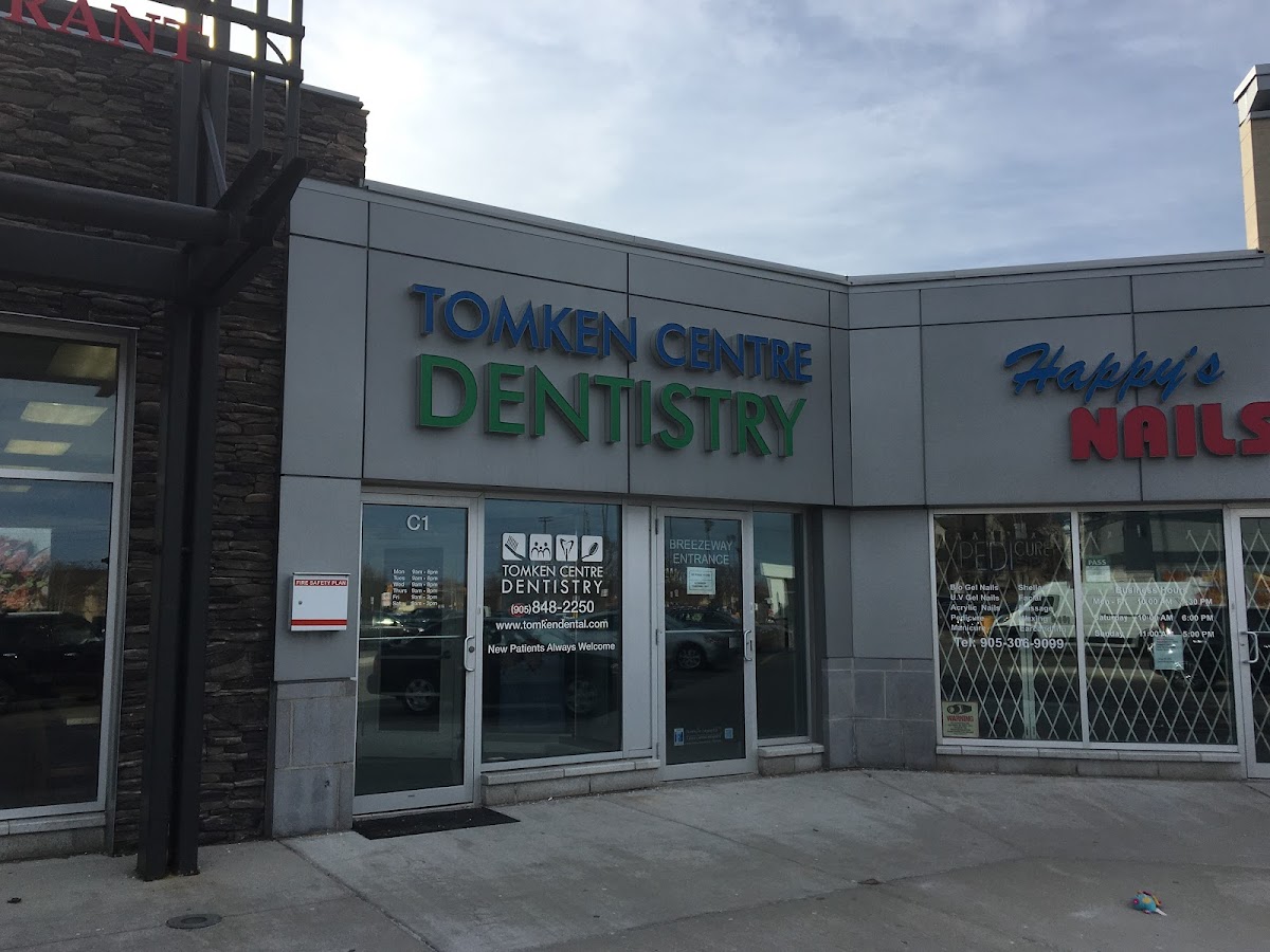 Tomken Dental dental clinic in Mississauga - Photo 4