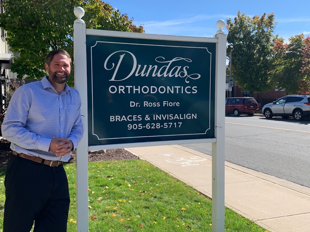 Dundas Orthodontics - Dr. Ross Fiore, Orthodontist dental clinic in Hamilton - Photo 1