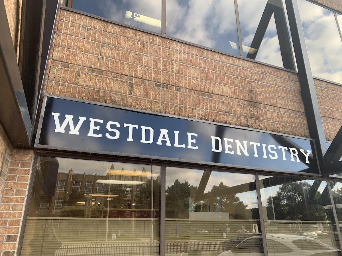 Westdale Dentistry dental clinic in Hamilton - Photo 4