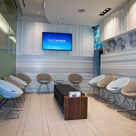 Toothworks at Square One dental clinic in Mississauga - Photo 1