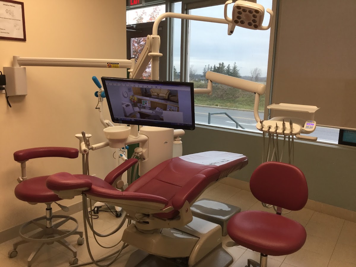 MM Family and Sleep Dentistry dental clinic in Hamilton - Photo 1
