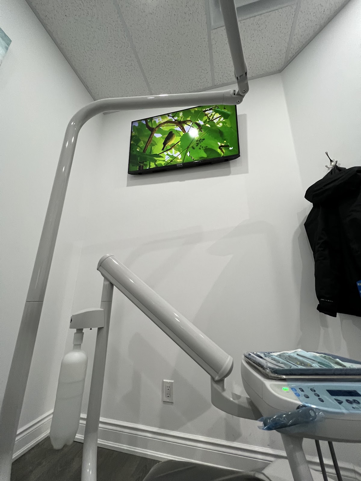 Afflux Dentistry dental clinic in Mississauga - Photo 10