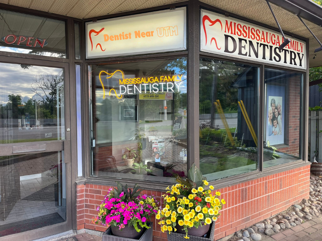 Mississauga Family Dentistry - Dentist Near UTM dental clinic in Mississauga - Photo 1