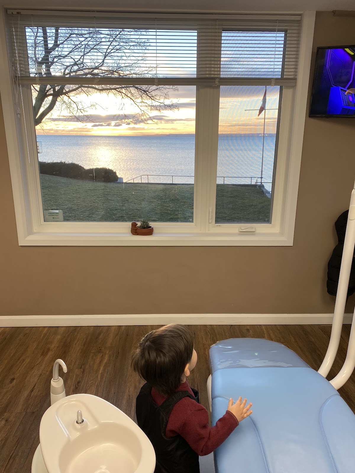 Lakefront Family Dental dental clinic in Burlington - Photo 5