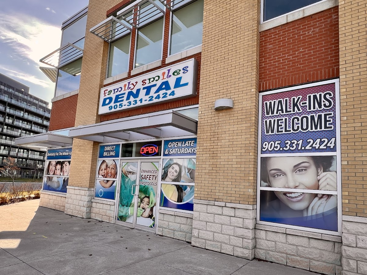 Family Smiles Dental dental clinic in Burlington - Photo 1