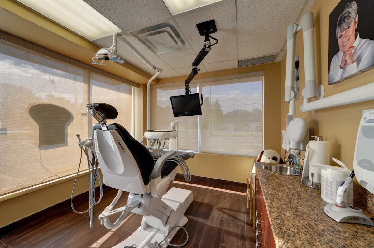 RiverEdge Dental dental clinic in Georgina - Photo 5
