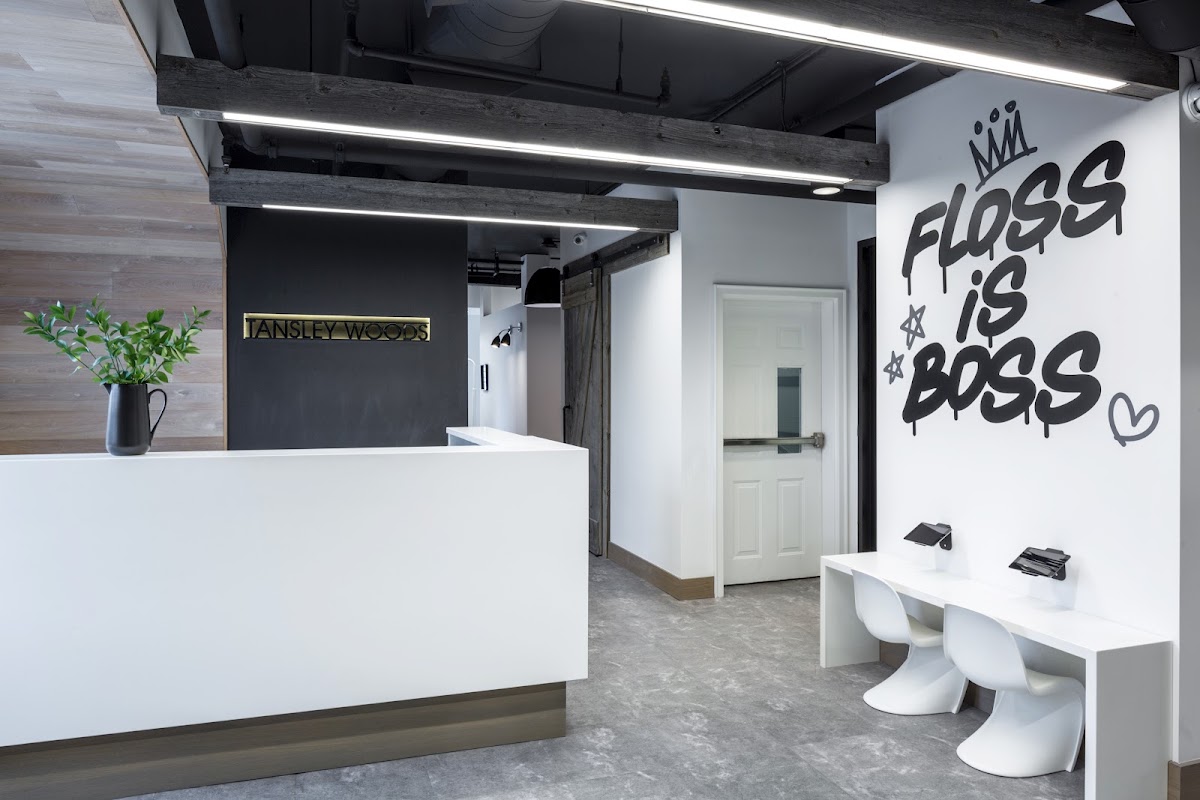 Tansley Woods Dentistry dental clinic in Burlington - Photo 1