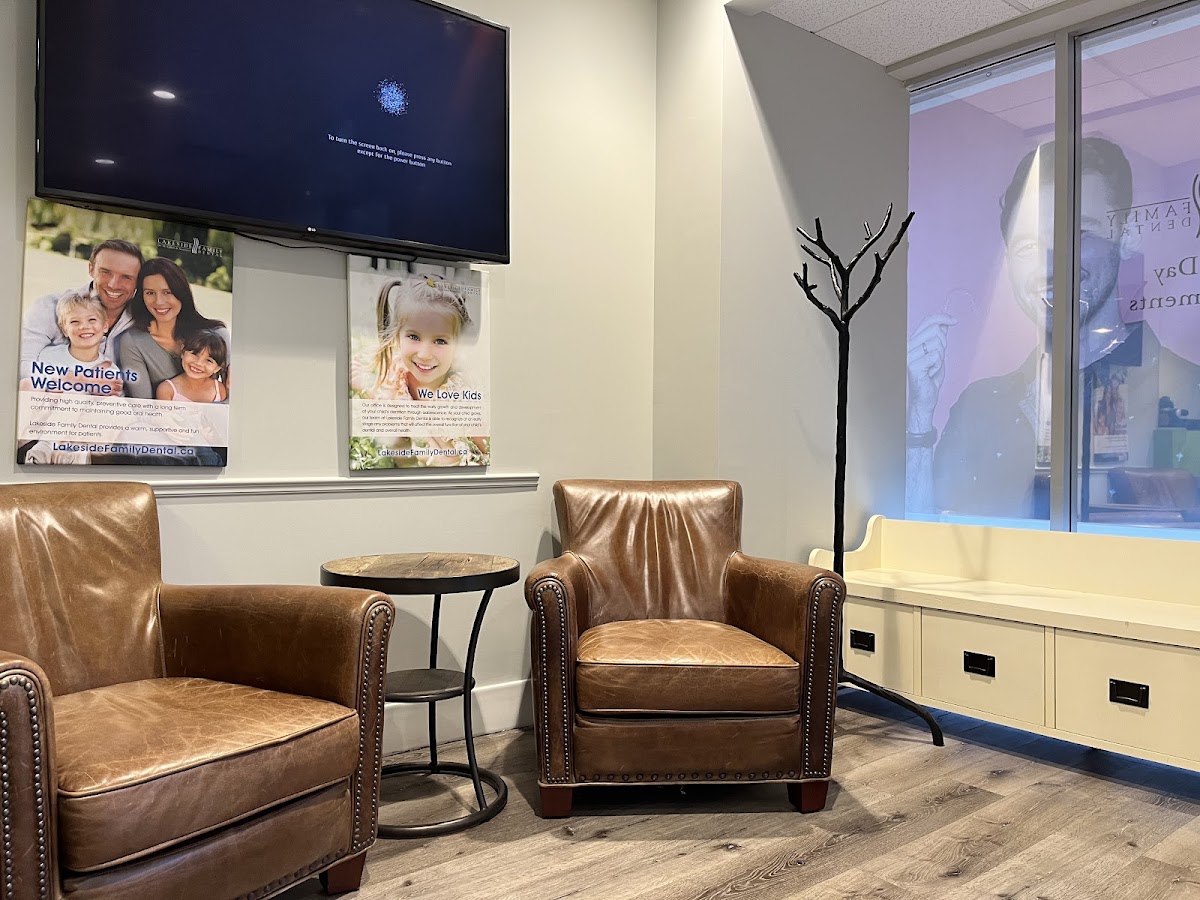 Lakeside Family Dental Clinic in Burlington dental clinic in Burlington - Photo 4