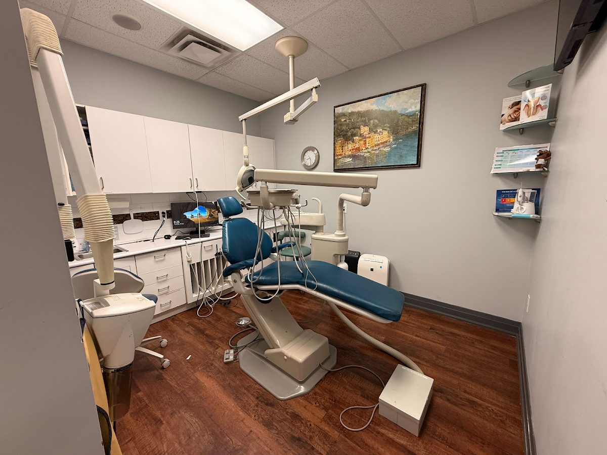 Marketplace Dental dental clinic in Georgetown - Photo 1