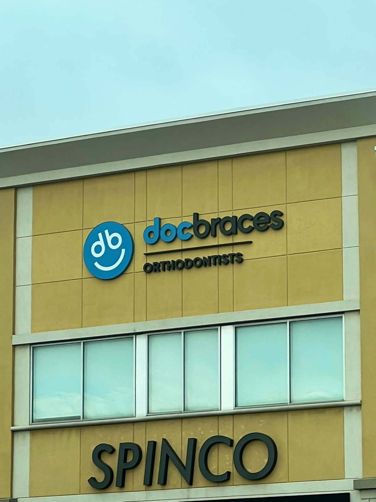 docbraces Thornhill dental clinic in Vaughan - Photo 1